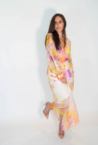 Vestido amarillo con flores manga larga