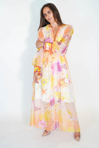 Vestido amarillo con flores manga larga